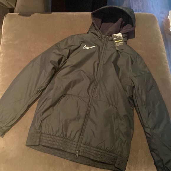 SOLD Kids Nike Black Youth Unisex Synthetic Fill Hooded Jacket Size XL NWT - Picture 13 of 14